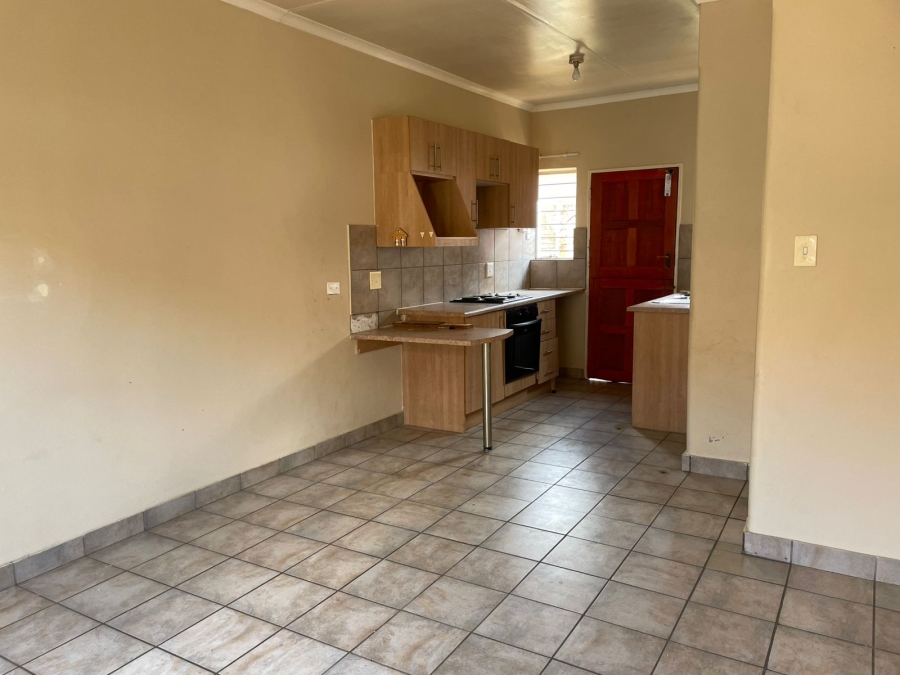 To Let 2 Bedroom Property for Rent in Vaalpark Free State